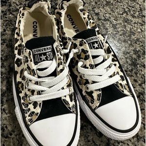Converse cheetah print